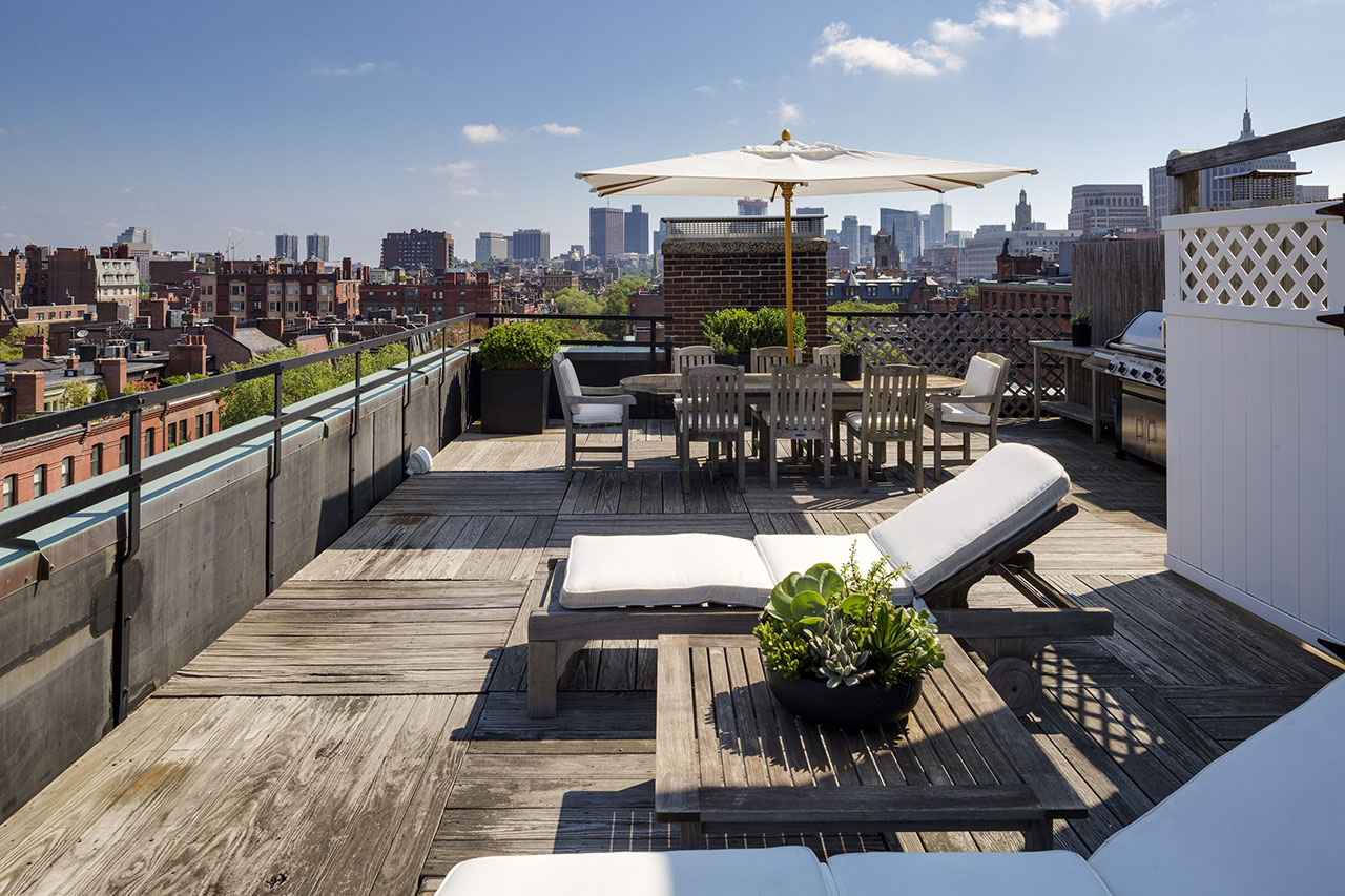 Roof deck, 276 Marlborough Street. Boston, MA MA1877_16