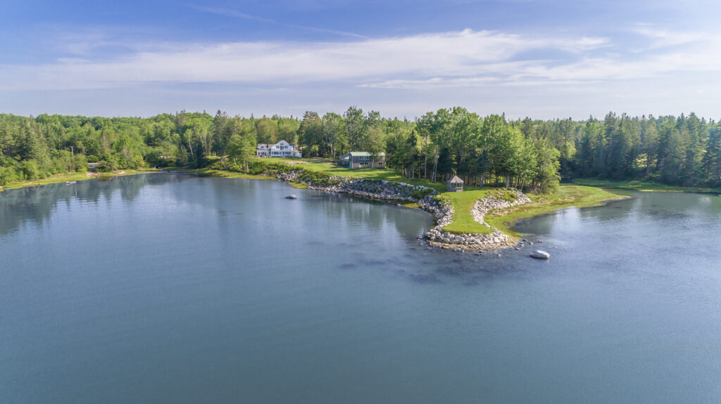 Luxury Real Estate & Timberland Properties LandVest