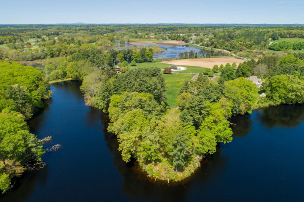 Middlesex County | Massachusetts High-End Market Watch, Q1 2025