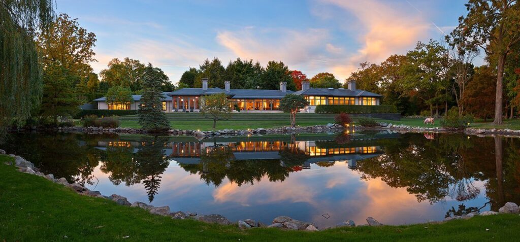 Our Economy has a Self-Esteem Problem